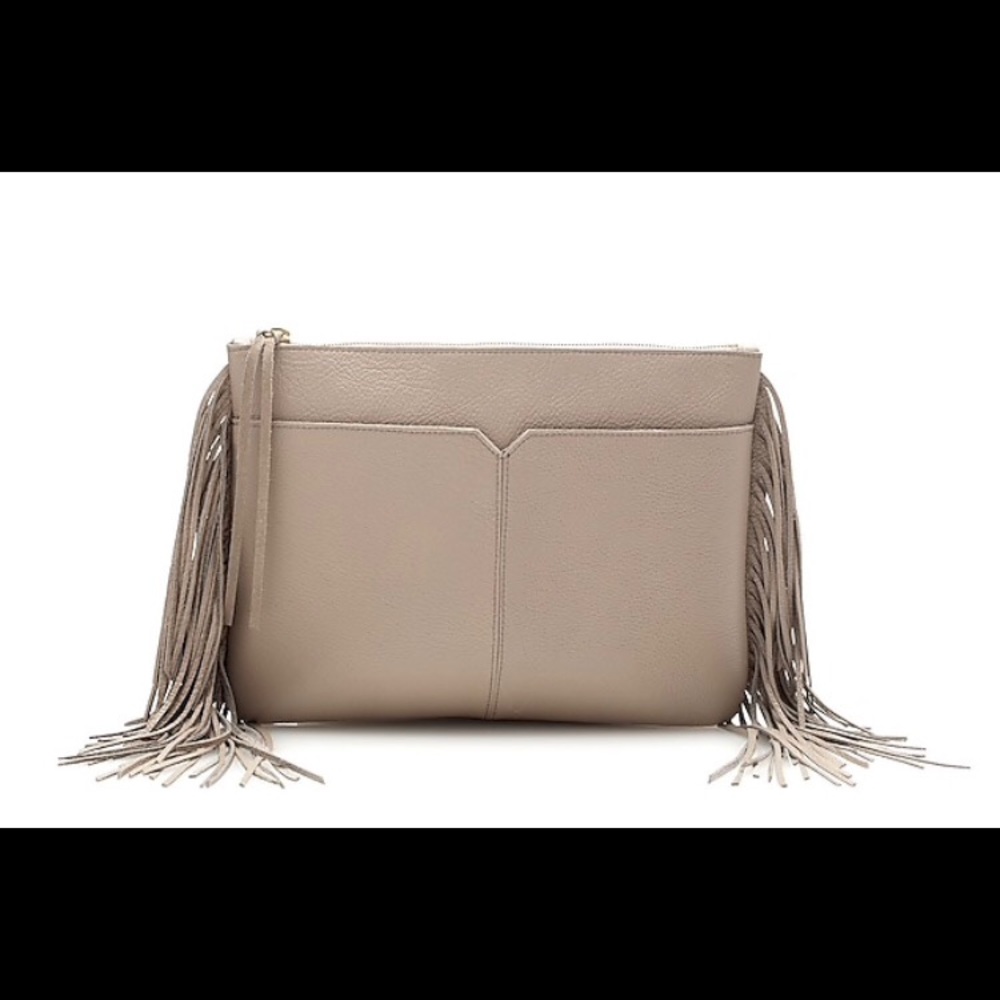 ✨J.Crew Grey fringed clutch ✨